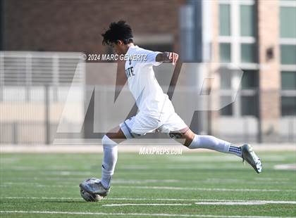 Thumbnail 1 in Servite vs. De La Salle (SoCal College Showcase) photogallery.