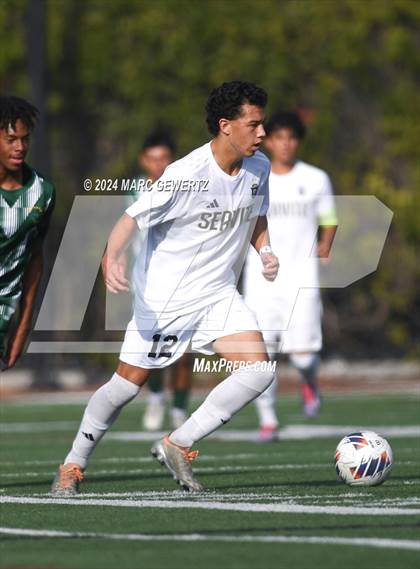 Thumbnail 2 in Servite vs. De La Salle (SoCal College Showcase) photogallery.