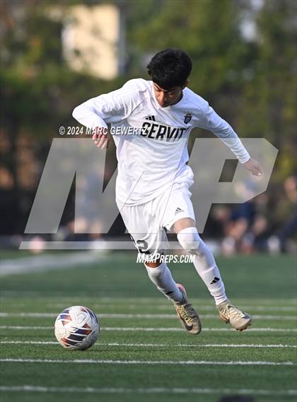 Thumbnail 3 in Servite vs. De La Salle (SoCal College Showcase) photogallery.