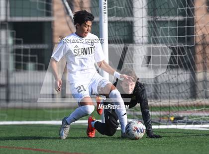 Thumbnail 2 in Servite vs. De La Salle (SoCal College Showcase) photogallery.