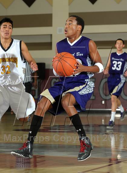 Thumbnail 3 in Diamond Bar vs. Cabrillo (MaxPreps Holiday Classic) photogallery.