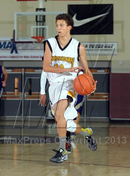 Thumbnail 3 in Diamond Bar vs. Cabrillo (MaxPreps Holiday Classic) photogallery.