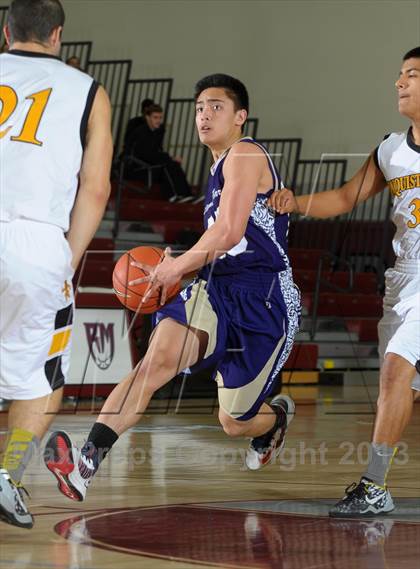 Thumbnail 3 in Diamond Bar vs. Cabrillo (MaxPreps Holiday Classic) photogallery.