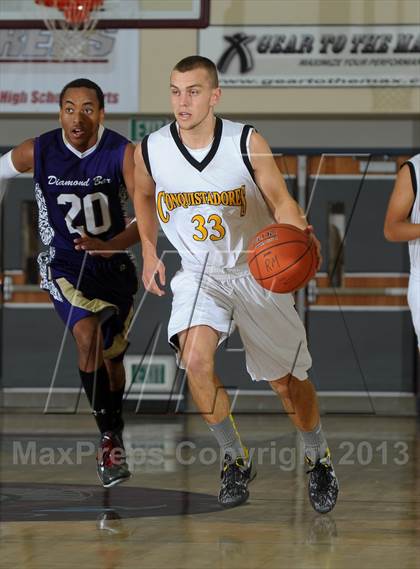 Thumbnail 3 in Diamond Bar vs. Cabrillo (MaxPreps Holiday Classic) photogallery.