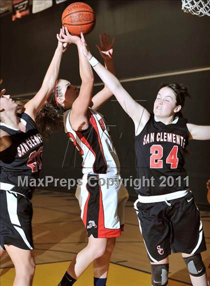 Thumbnail 1 in Hanford vs. San Clemente (OC Championships) photogallery.
