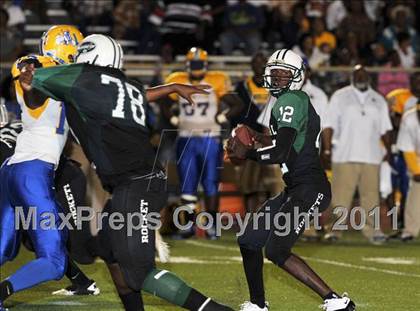 Thumbnail 3 in Northwestern vs. Central (FHSAA Playoffs) photogallery.