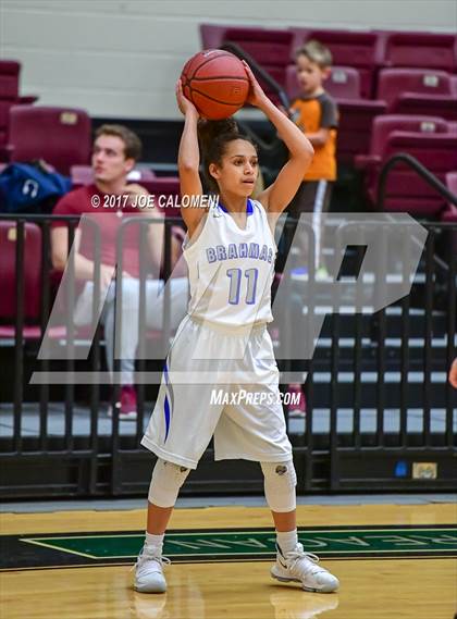 Thumbnail 2 in Churchill vs MacArthur [Douglas] photogallery.