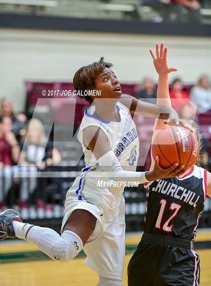 Thumbnail 2 in Churchill vs MacArthur [Douglas] photogallery.