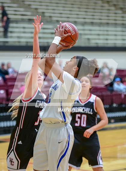 Thumbnail 1 in Churchill vs MacArthur [Douglas] photogallery.