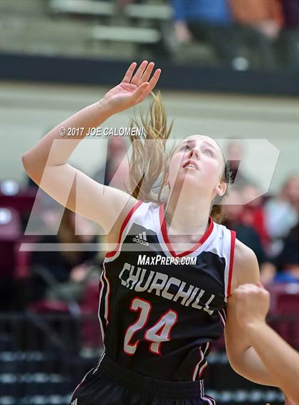 Thumbnail 1 in Churchill vs MacArthur [Douglas] photogallery.