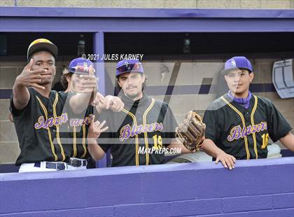 Thumbnail 3 in Durango vs Mojave photogallery.