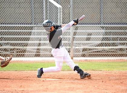 Thumbnail 3 in Durango vs Mojave photogallery.