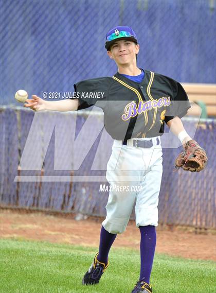 Thumbnail 3 in Durango vs Mojave photogallery.