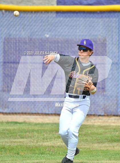 Thumbnail 3 in Durango vs Mojave photogallery.