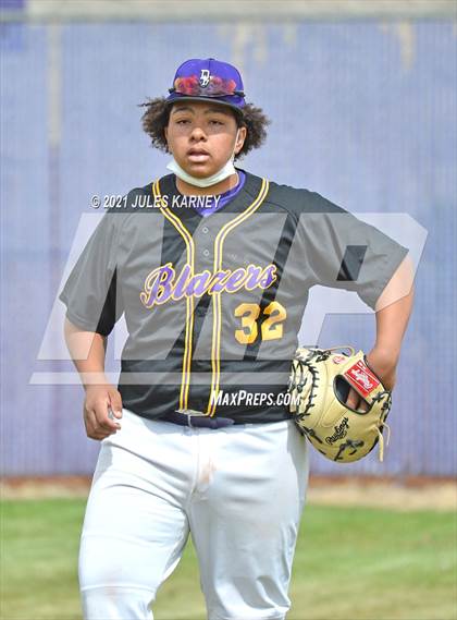 Thumbnail 3 in Durango vs Mojave photogallery.