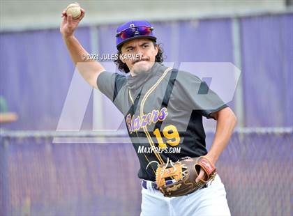 Thumbnail 3 in Durango vs Mojave photogallery.