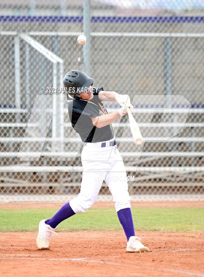 Thumbnail 3 in Durango vs Mojave photogallery.