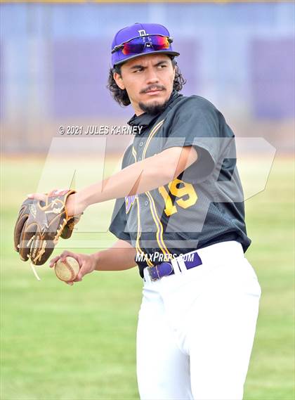 Thumbnail 2 in Durango vs Mojave photogallery.