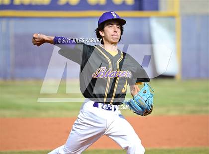 Thumbnail 1 in Durango vs Mojave photogallery.