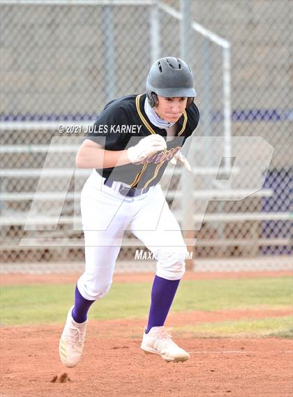 Thumbnail 1 in Durango vs Mojave photogallery.