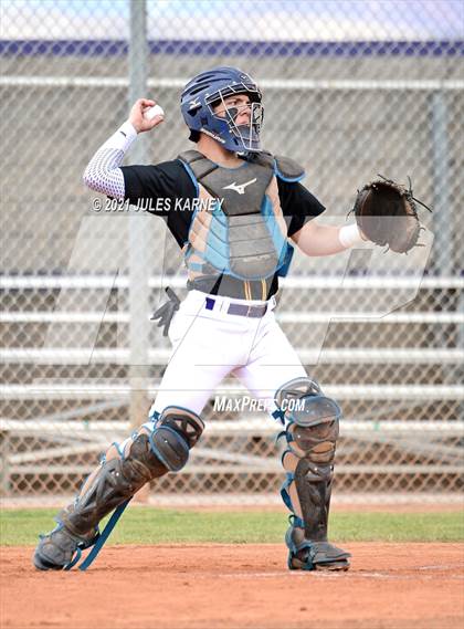 Thumbnail 2 in Durango vs Mojave photogallery.
