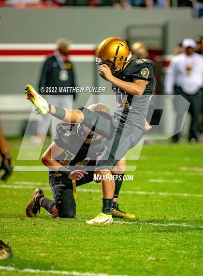 Thumbnail 3 in Shelby vs. Wallace-Rose Hill (NCHSAA 2A Final) photogallery.