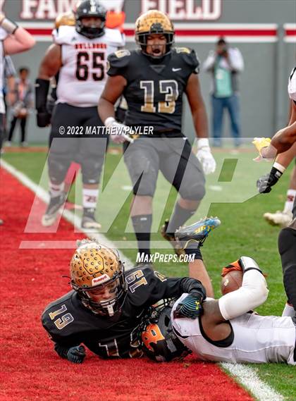 Thumbnail 3 in Shelby vs. Wallace-Rose Hill (NCHSAA 2A Final) photogallery.