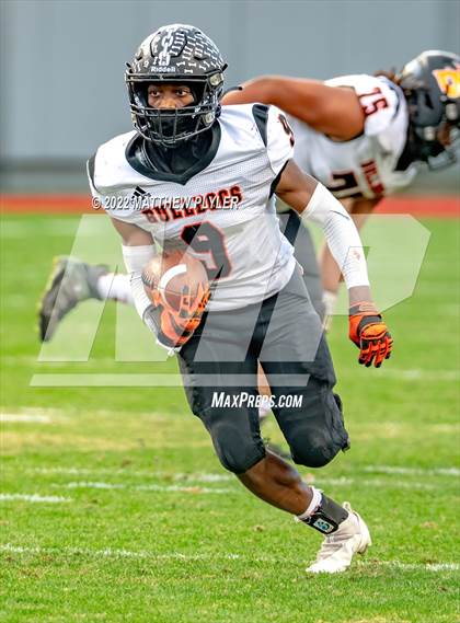 Thumbnail 1 in Shelby vs. Wallace-Rose Hill (NCHSAA 2A Final) photogallery.