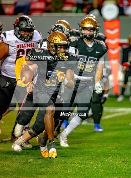 Thumbnail 3 in Shelby vs. Wallace-Rose Hill (NCHSAA 2A Final) photogallery.