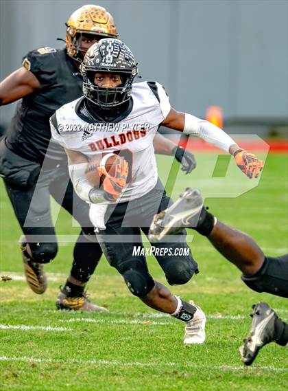 Thumbnail 2 in Shelby vs. Wallace-Rose Hill (NCHSAA 2A Final) photogallery.