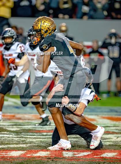 Thumbnail 2 in Shelby vs. Wallace-Rose Hill (NCHSAA 2A Final) photogallery.