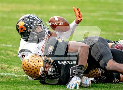 Thumbnail 2 in Shelby vs. Wallace-Rose Hill (NCHSAA 2A Final) photogallery.