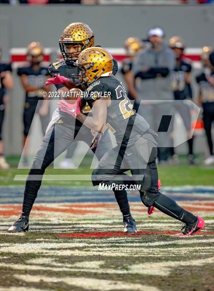 Thumbnail 1 in Shelby vs. Wallace-Rose Hill (NCHSAA 2A Final) photogallery.