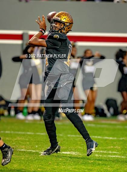 Thumbnail 1 in Shelby vs. Wallace-Rose Hill (NCHSAA 2A Final) photogallery.