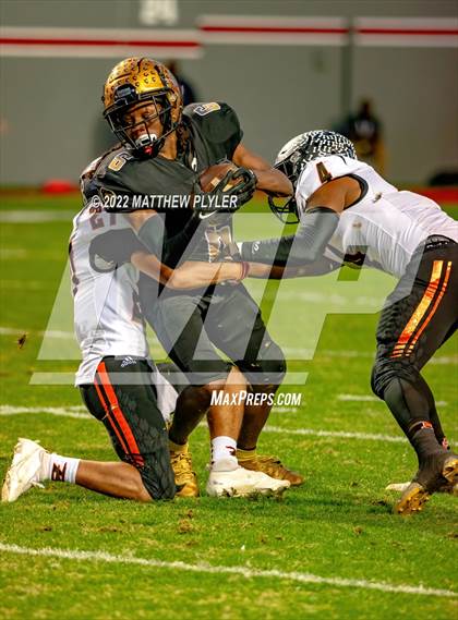 Thumbnail 2 in Shelby vs. Wallace-Rose Hill (NCHSAA 2A Final) photogallery.