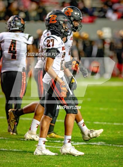 Thumbnail 1 in Shelby vs. Wallace-Rose Hill (NCHSAA 2A Final) photogallery.