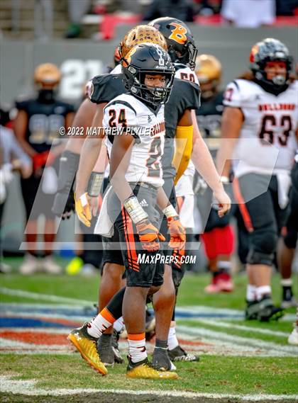 Thumbnail 3 in Shelby vs. Wallace-Rose Hill (NCHSAA 2A Final) photogallery.