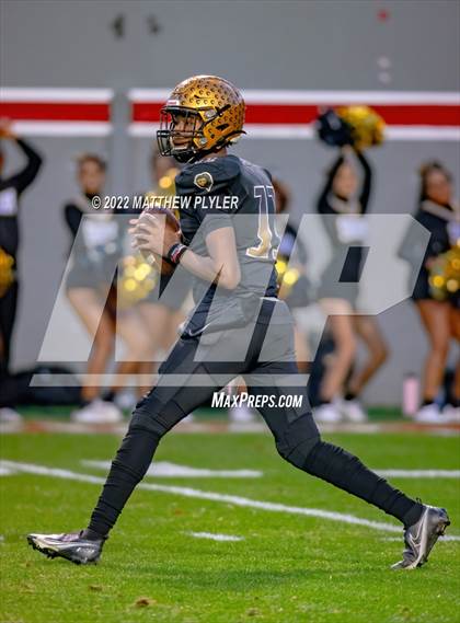 Thumbnail 2 in Shelby vs. Wallace-Rose Hill (NCHSAA 2A Final) photogallery.