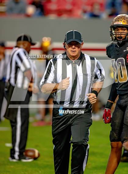 Thumbnail 3 in Shelby vs. Wallace-Rose Hill (NCHSAA 2A Final) photogallery.