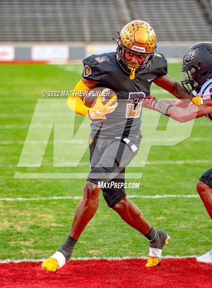 Thumbnail 2 in Shelby vs. Wallace-Rose Hill (NCHSAA 2A Final) photogallery.