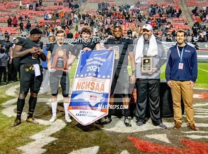 Thumbnail 2 in Shelby vs. Wallace-Rose Hill (NCHSAA 2A Final) photogallery.