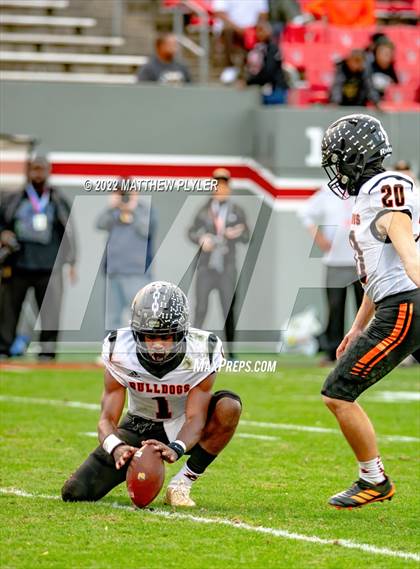 Thumbnail 3 in Shelby vs. Wallace-Rose Hill (NCHSAA 2A Final) photogallery.