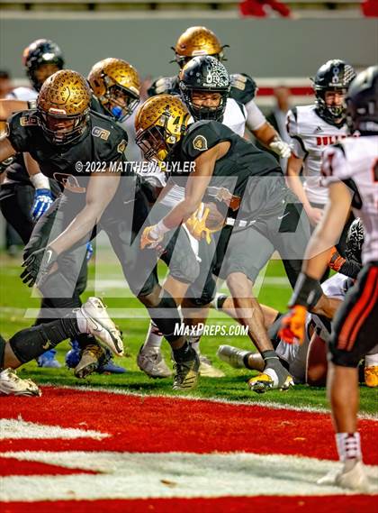 Thumbnail 2 in Shelby vs. Wallace-Rose Hill (NCHSAA 2A Final) photogallery.
