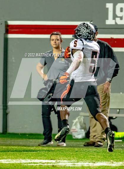 Thumbnail 1 in Shelby vs. Wallace-Rose Hill (NCHSAA 2A Final) photogallery.