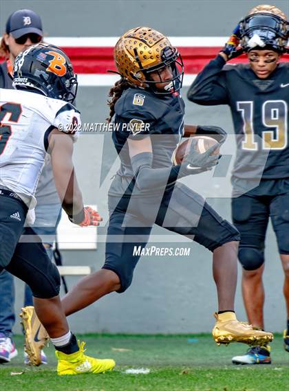 Thumbnail 1 in Shelby vs. Wallace-Rose Hill (NCHSAA 2A Final) photogallery.