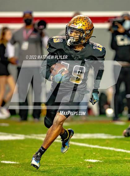 Thumbnail 3 in Shelby vs. Wallace-Rose Hill (NCHSAA 2A Final) photogallery.