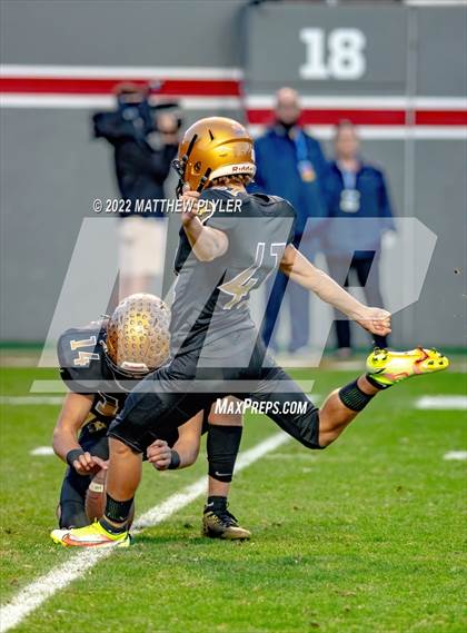 Thumbnail 1 in Shelby vs. Wallace-Rose Hill (NCHSAA 2A Final) photogallery.