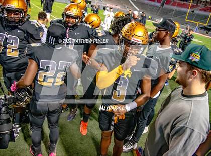 Thumbnail 3 in Shelby vs. Wallace-Rose Hill (NCHSAA 2A Final) photogallery.