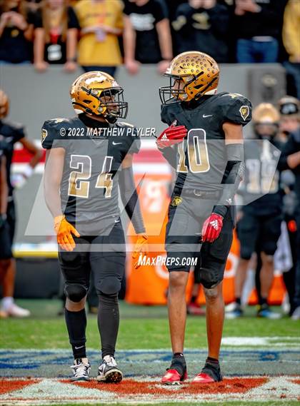 Thumbnail 2 in Shelby vs. Wallace-Rose Hill (NCHSAA 2A Final) photogallery.