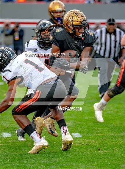 Thumbnail 1 in Shelby vs. Wallace-Rose Hill (NCHSAA 2A Final) photogallery.